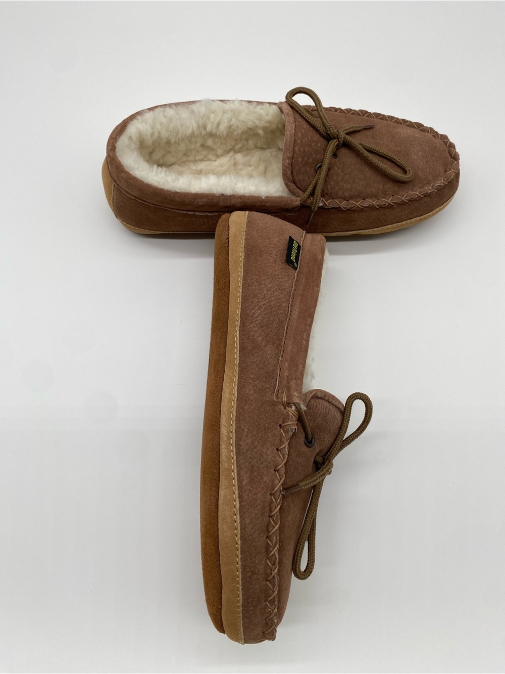 Men’s Size 9 M Chestnut Suede Sheepskin Moccasin Slippers